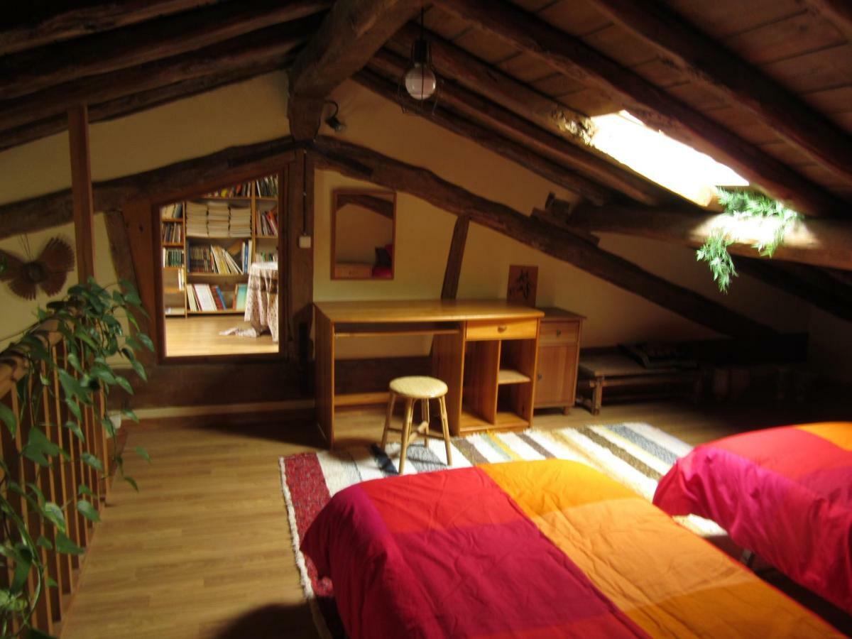 Altikarra I Guest House Undiano Bagian luar foto