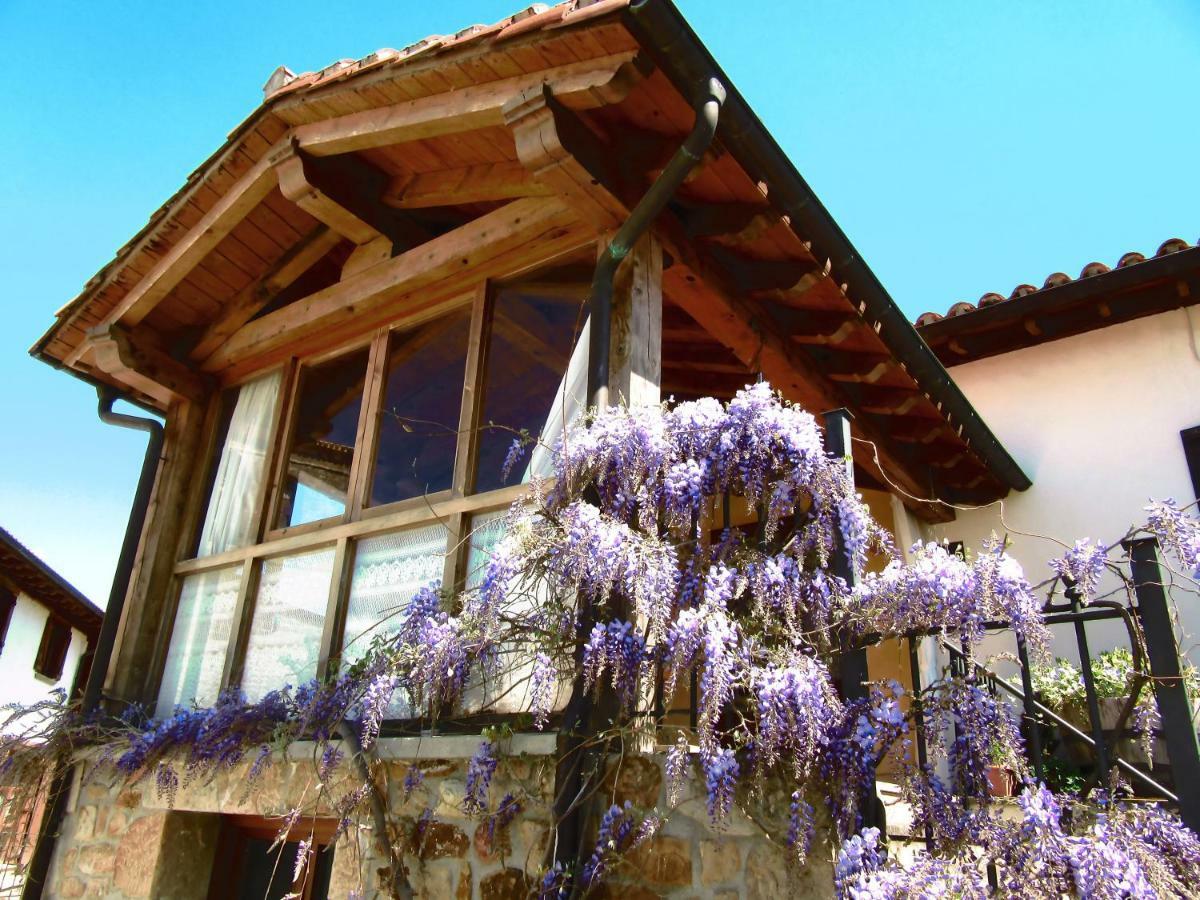 Altikarra I Guest House Undiano Bagian luar foto